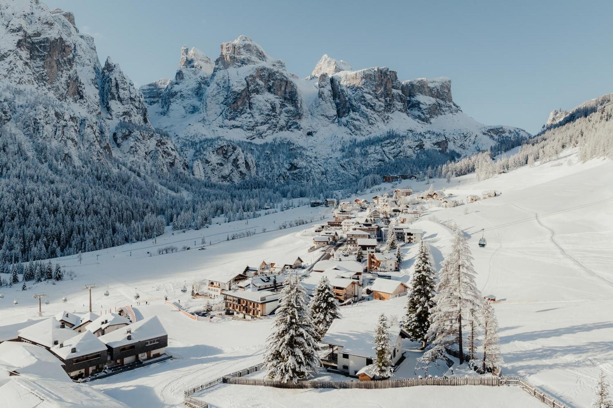 Hotel Jaegerhof Colfosco Kültér fotó