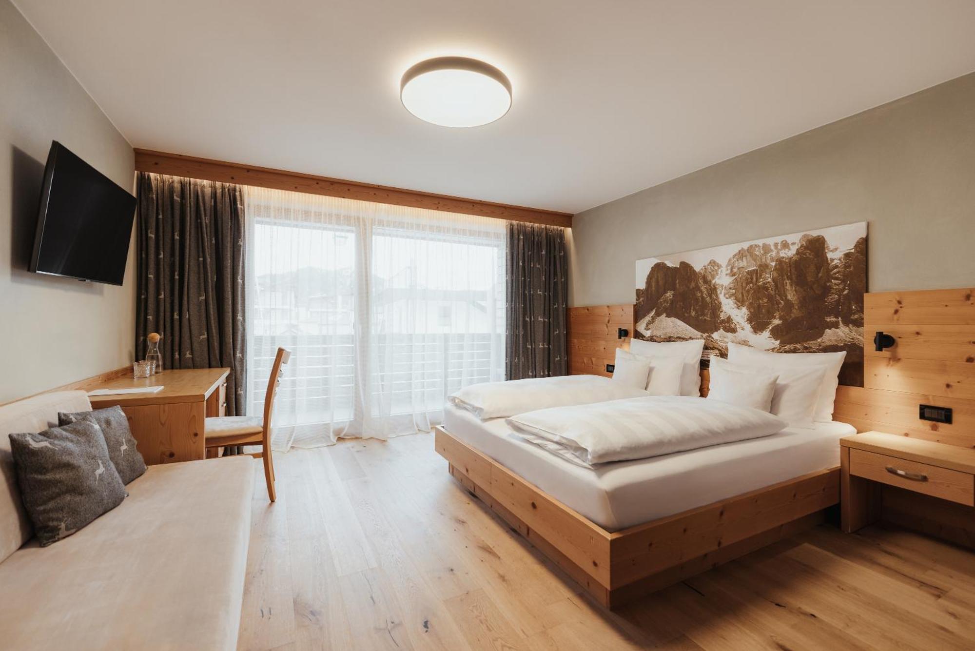 Hotel Jaegerhof Colfosco Kültér fotó