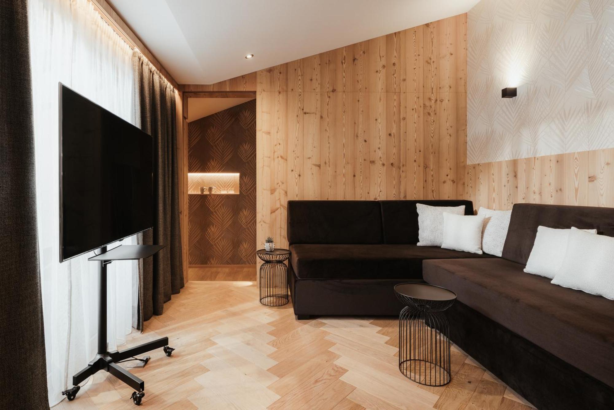 Hotel Jaegerhof Colfosco Kültér fotó