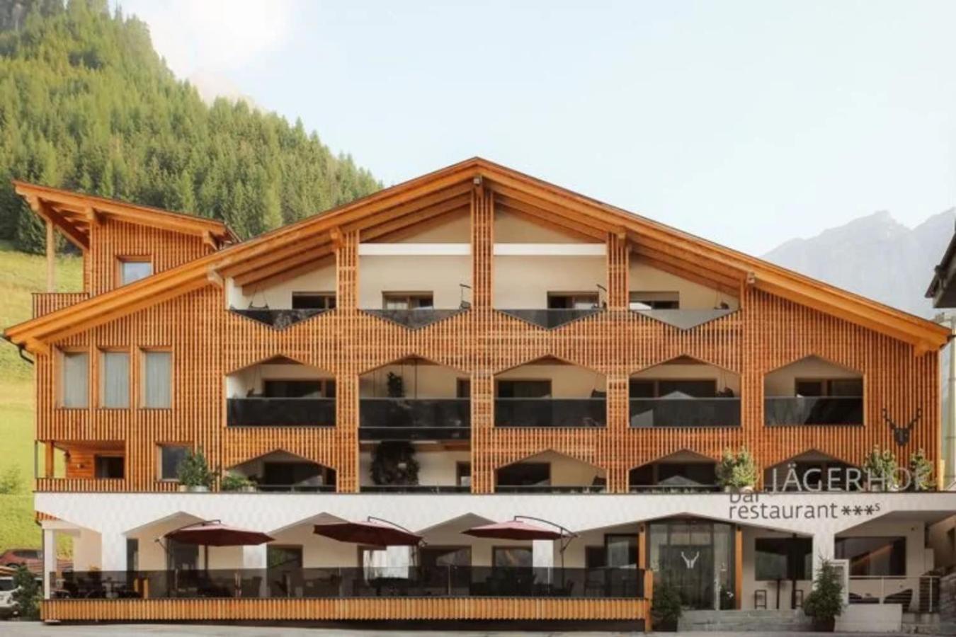 Hotel Jaegerhof Colfosco Kültér fotó